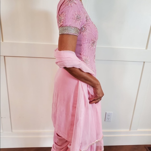 Light pink traditional suit with pink and silver embroidered flowers - Picture 2 of 2